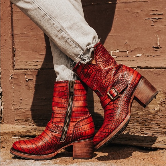 Freebird by Steven Carlito Booties - Red Croc - Picture 1 of 9